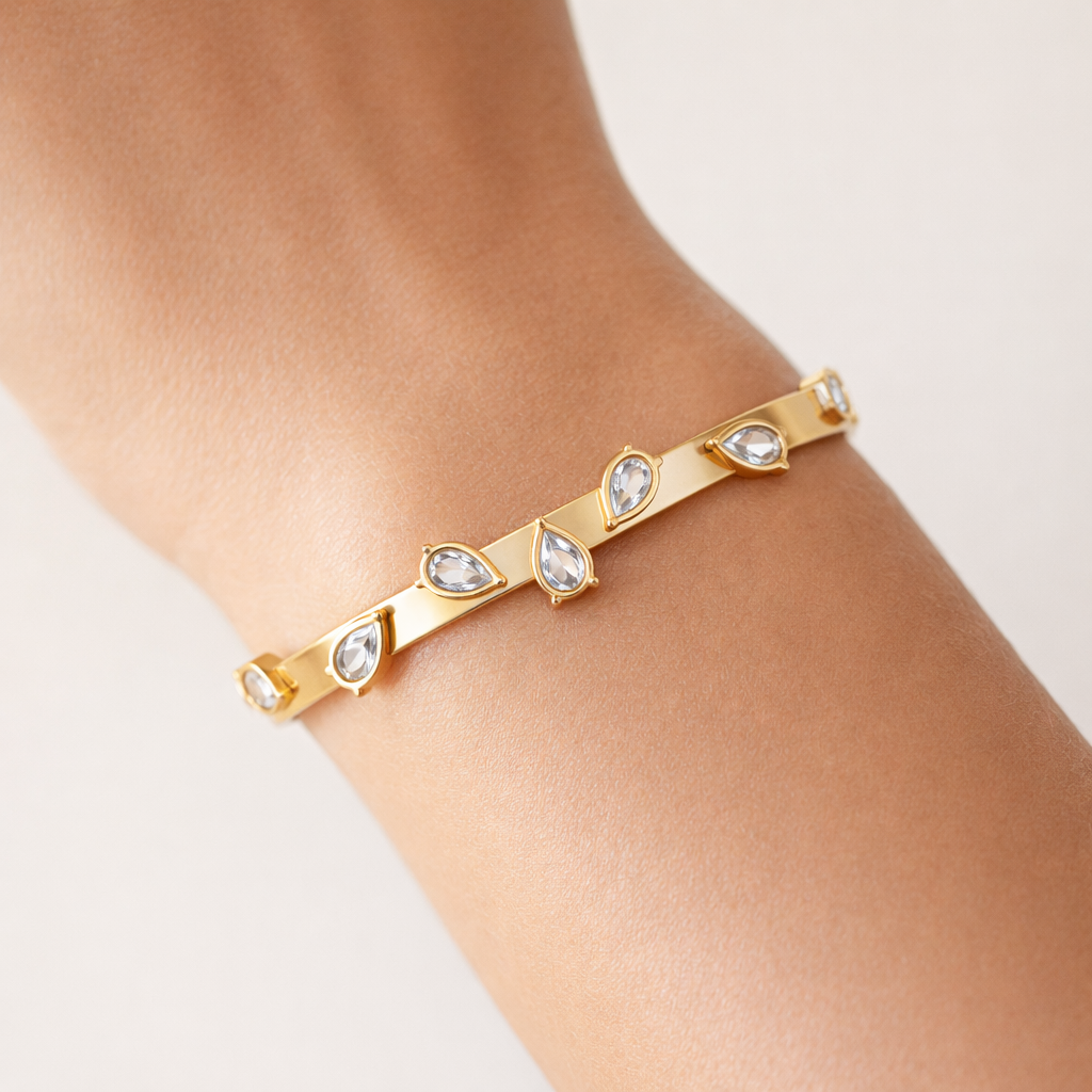 Luxury Pear Cut Crystal Bangle
